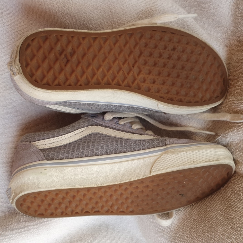 vans - Picture 3 of 4